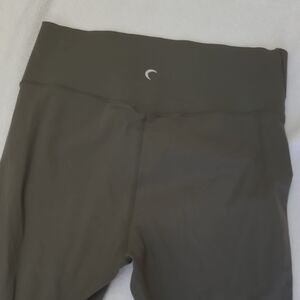 ZYIA Active Olive Leggings
